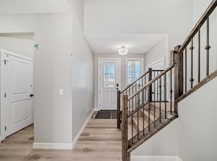 2631 Bayside Blvd SW, Airdrie, AB T4B5K5