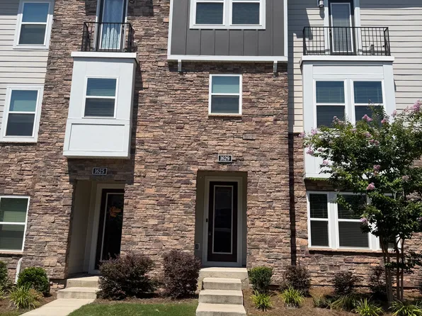 1629 Unison Dr, Charlotte, NC 28262