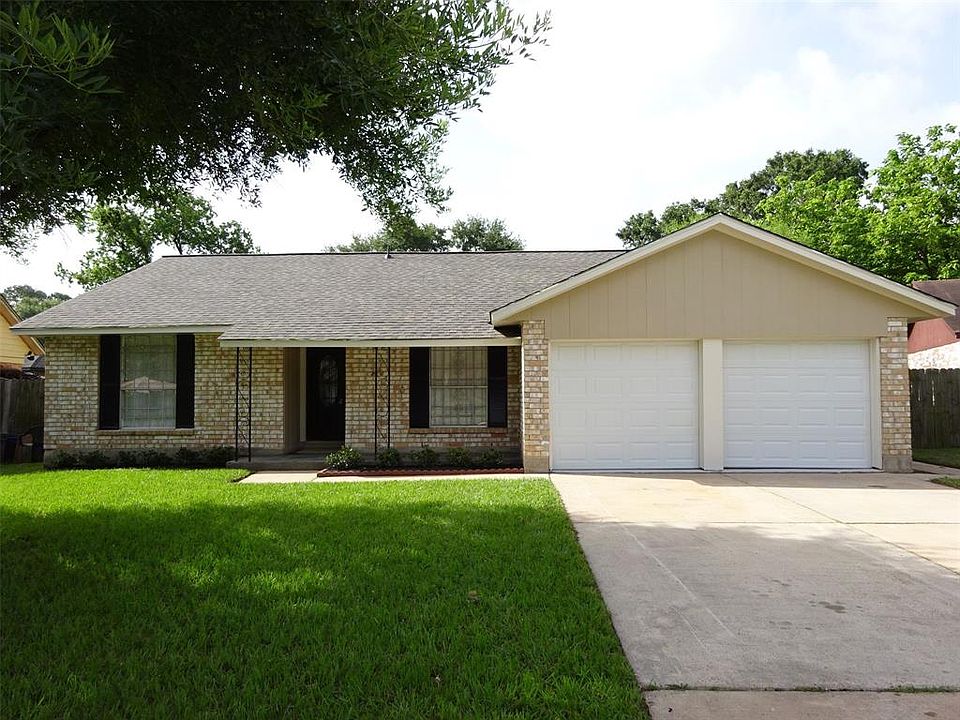 1st image of 13115 Winding Wood Dr