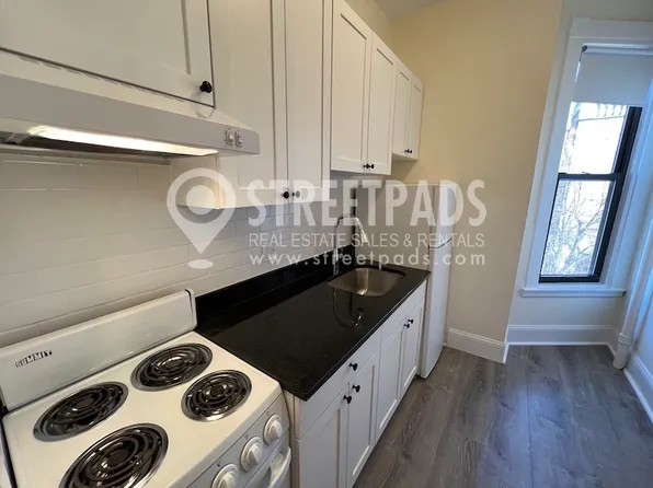 504 Beacon St, Boston, MA