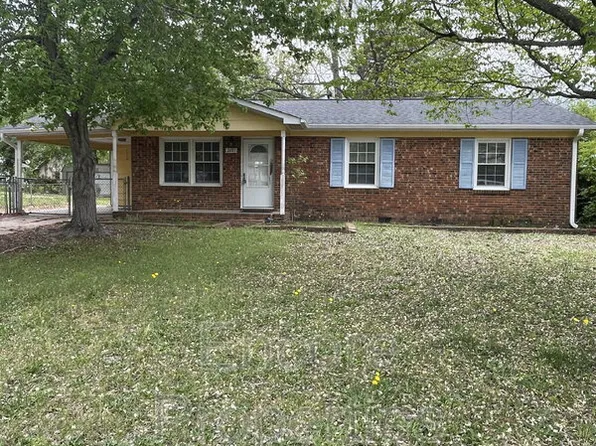 2603 Dumbarton Rd, Fayetteville, NC 28306