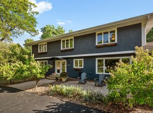 1770 Ridgewood Dr, Mendota Heights, MN 55118