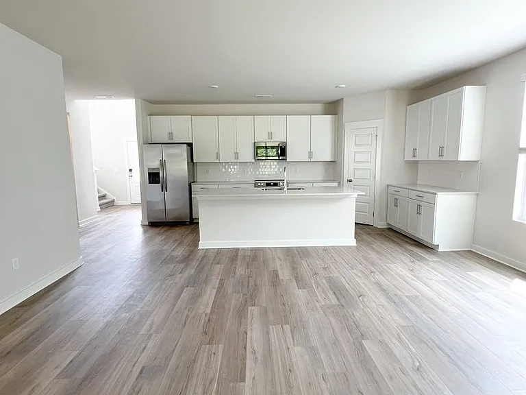 1173 Ross Farms Blvd — Photo 16