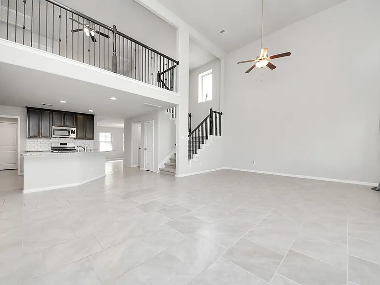 6934 Rosalina Landing Ln — Photo 11
