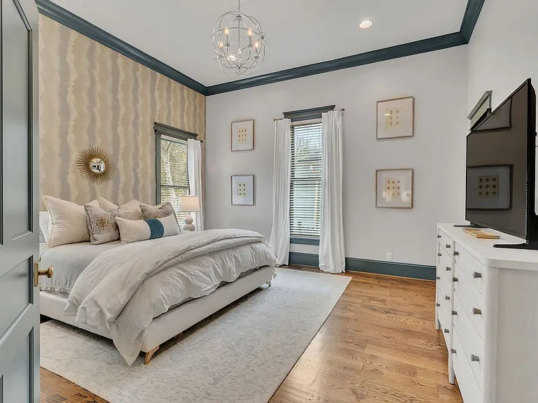 908 Fatherland St — Photo 18