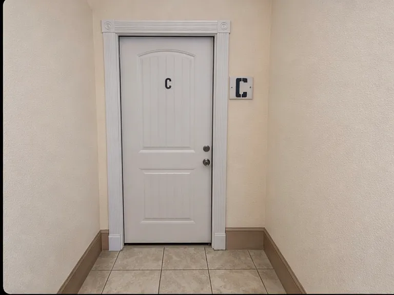 1246 E Weber Ave #C — Photo 3
