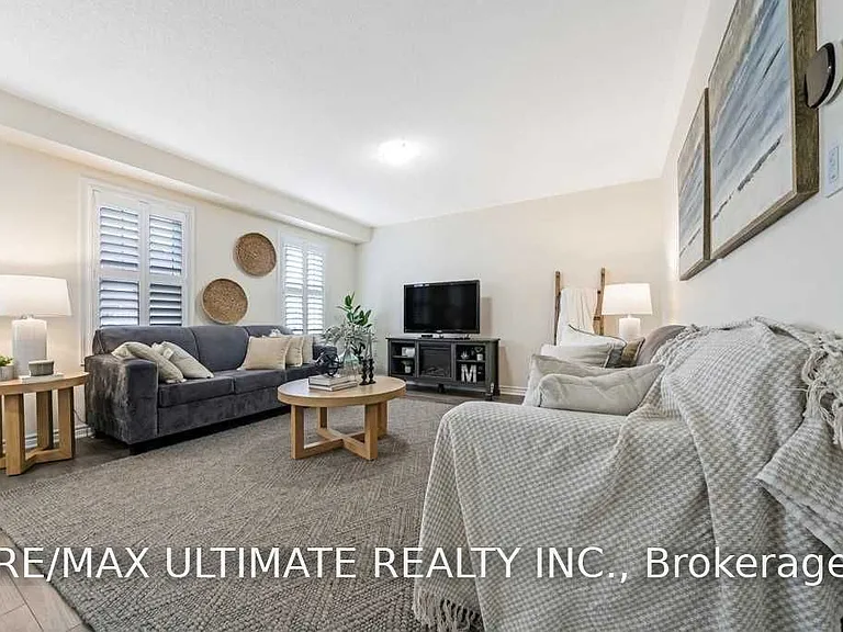 2444 Fall Harvest Cres — Photo 14