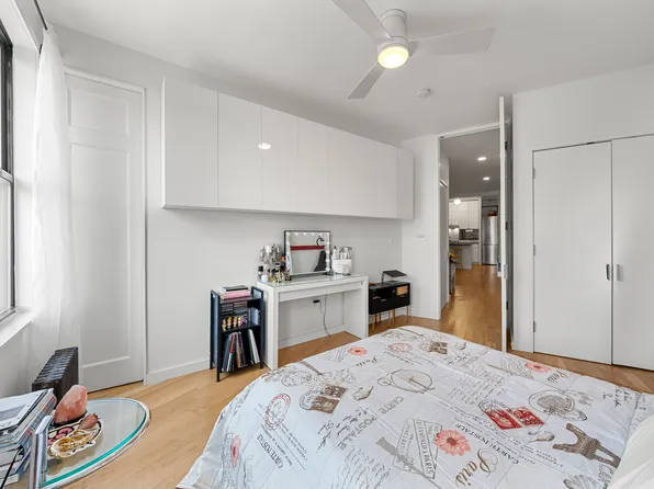 834 Riverside Drive image 15 of 31