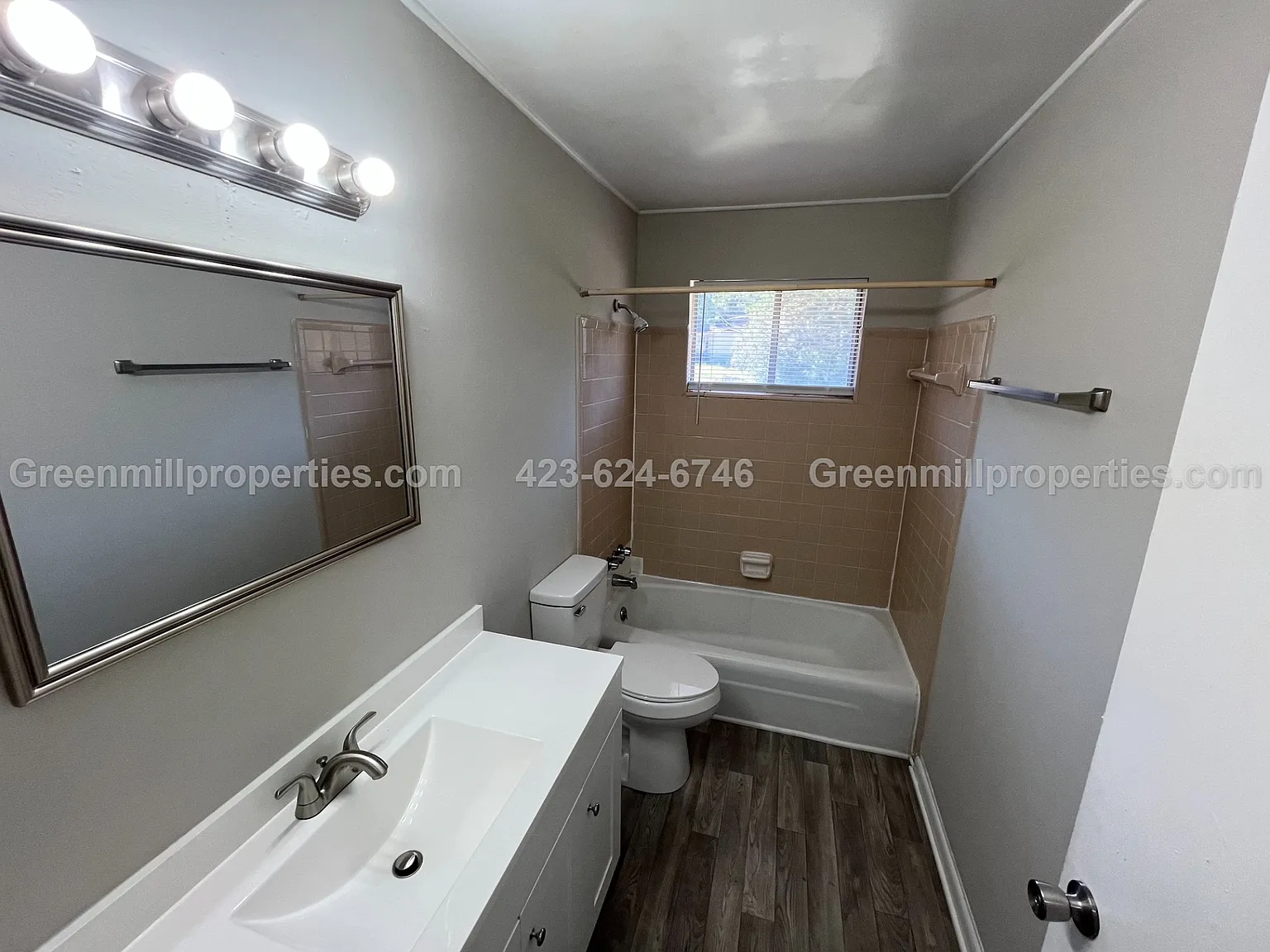 2 bed, 1968 sqft, $1,195 — Photo 4