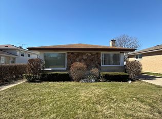 8446 N Clifton Ave, Niles, IL 60714