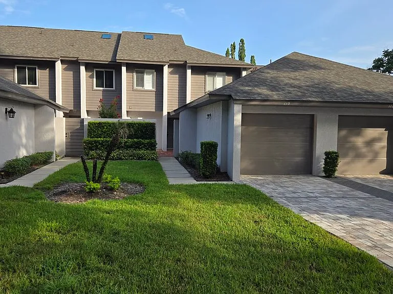 110 Olive Tree Cir — Photo 1