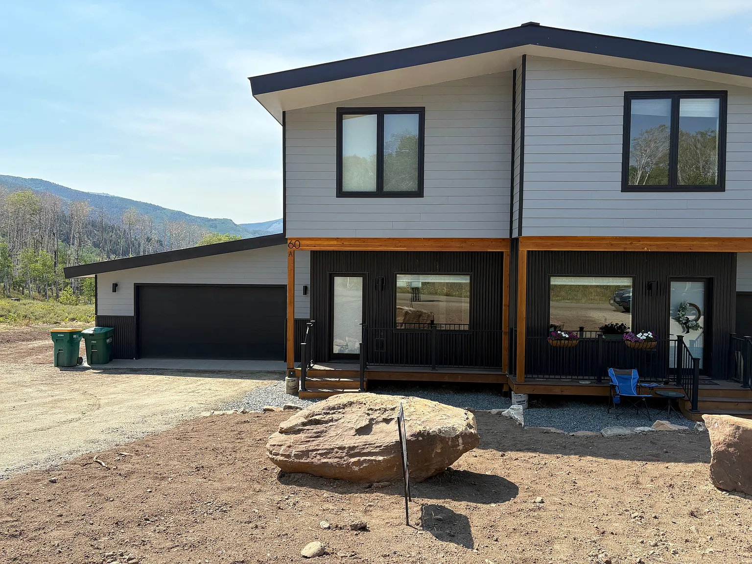 3 bed, 2.5 bath, 1800 sqft, $4,200 — Photo 2