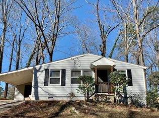 3101 McKenzie Dr, East Pt, GA 30344