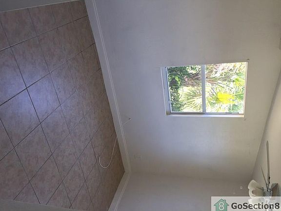 2nd image of 1672 NE 48th Ct