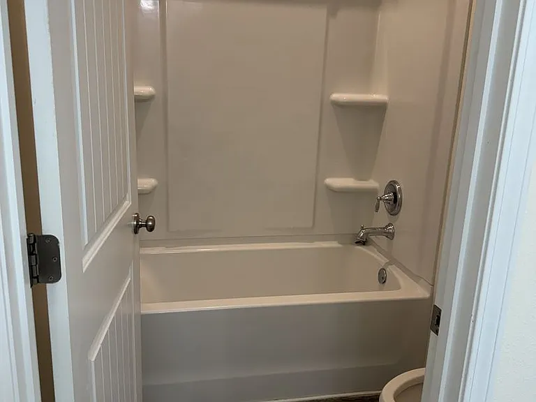 316 Merlin Ct — Photo 8