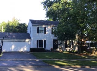 1033 N Brainard St, Naperville, IL 60563