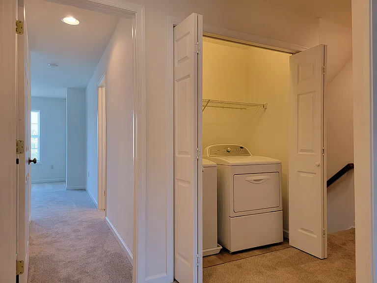 402 Mount Olive Ln — Photo 14