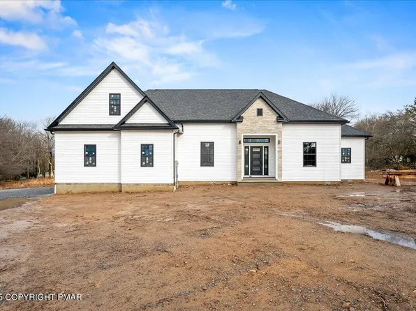 14 Denise Ct, Albrightsville, PA 18210