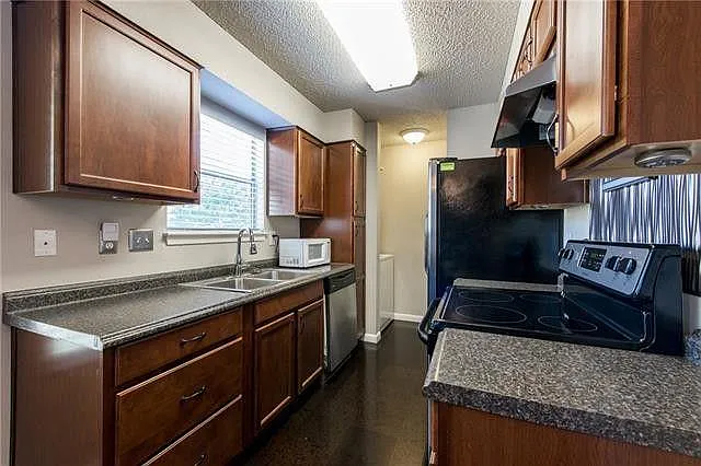 4902 Duval Rd — Photo 9