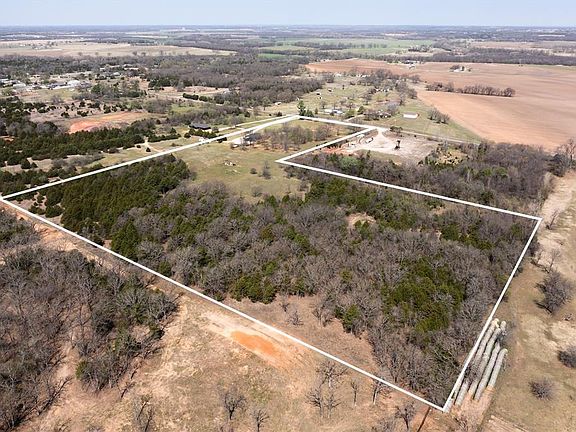 4th image of 37321 Lake Rd