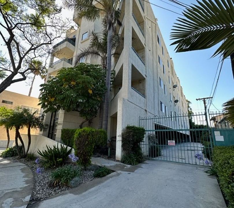 1st image of 10142 National Blvd #301