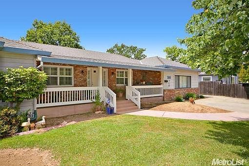 1st image of 3005 Montclaire St