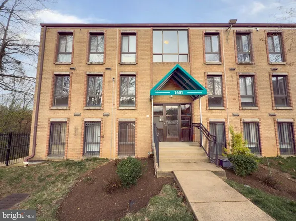 1601 Gainesville St SE APT 201, Washington, DC 20020