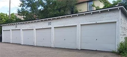 Building Photo - 2005 Garfield Ave S