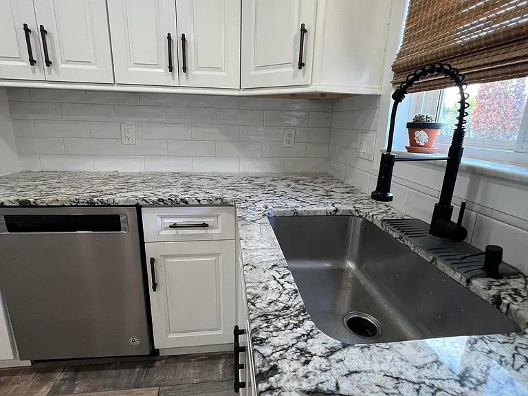 4033 Ramblewood Dr — Photo 19