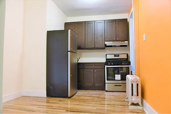 Rented by Lang Realty LLC | media 1