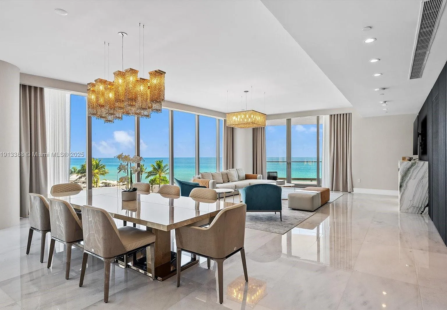 4 bed, 5.5 bath, 3854 sqft, $50,000 — Photo 1