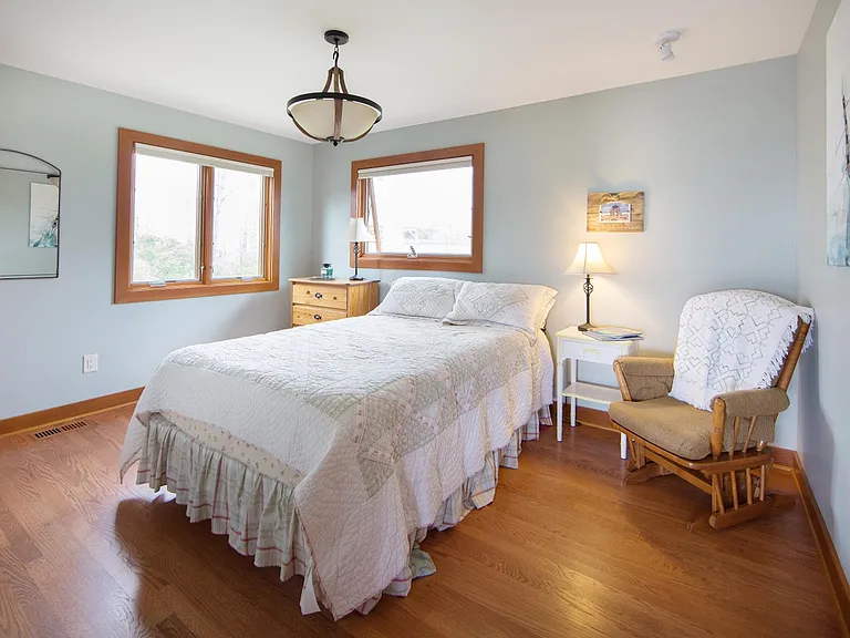 4701 Westover Ter — Photo 13