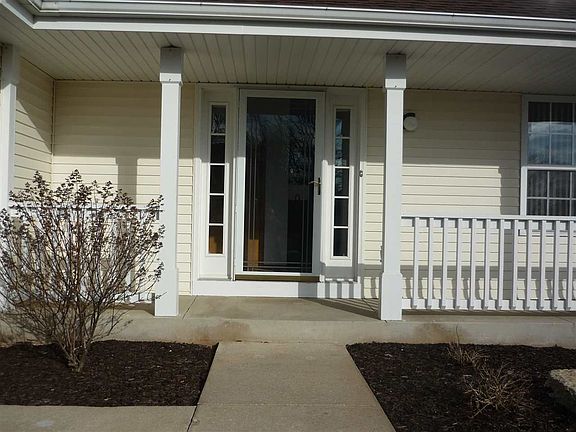 2nd image of 3621 Moraga Way