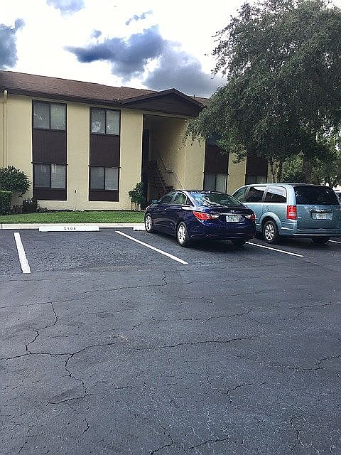1st image of 512 Bahia Cir #B