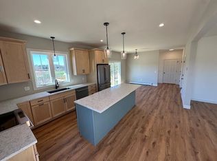 74 Cottage Rd #1, Hinesburg, VT 05461