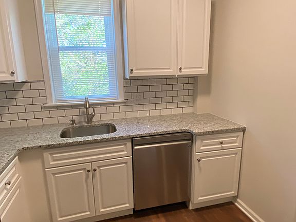 Granite Counters & Tile Backsplash