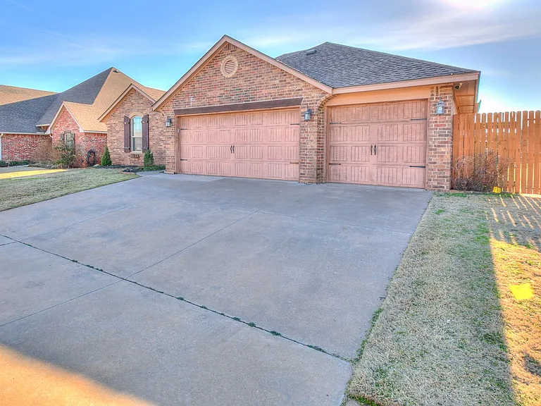 19217 Garden Creek Ln — Photo 43