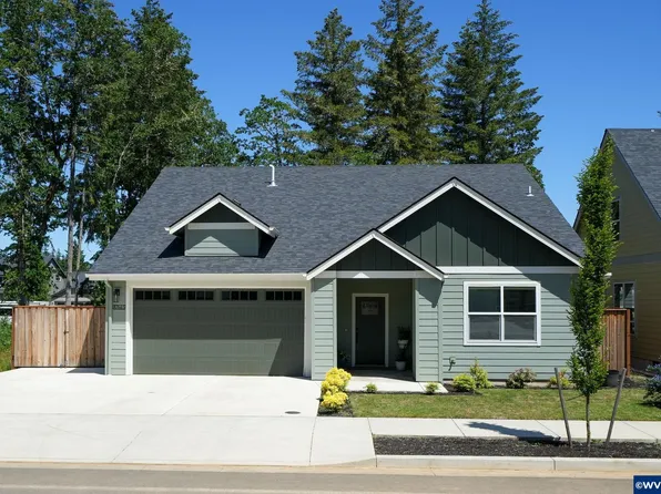 87665 8th St, Veneta, OR 97487