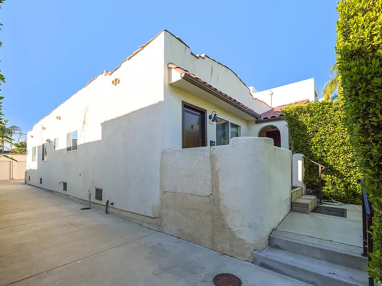 809 N La Jolla Ave — Photo 38