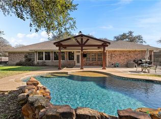 725 Willow Ridge Dr, San Marcos, TX 78666