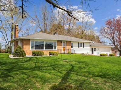 9902 University Ave, Cedar Falls, IA, 50613