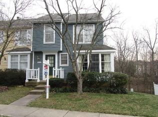 1535 Twisted Oak Dr, Reston, VA 20194