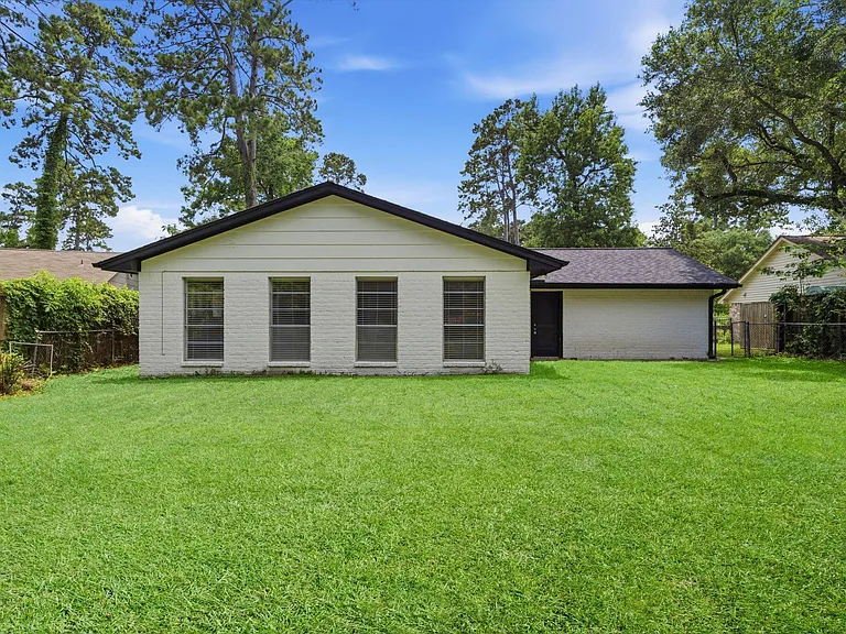 3507 Lake Ridge Bnd — Photo 28