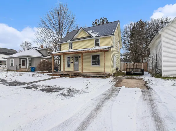 910 Wheeler St, Cadillac, MI 49601