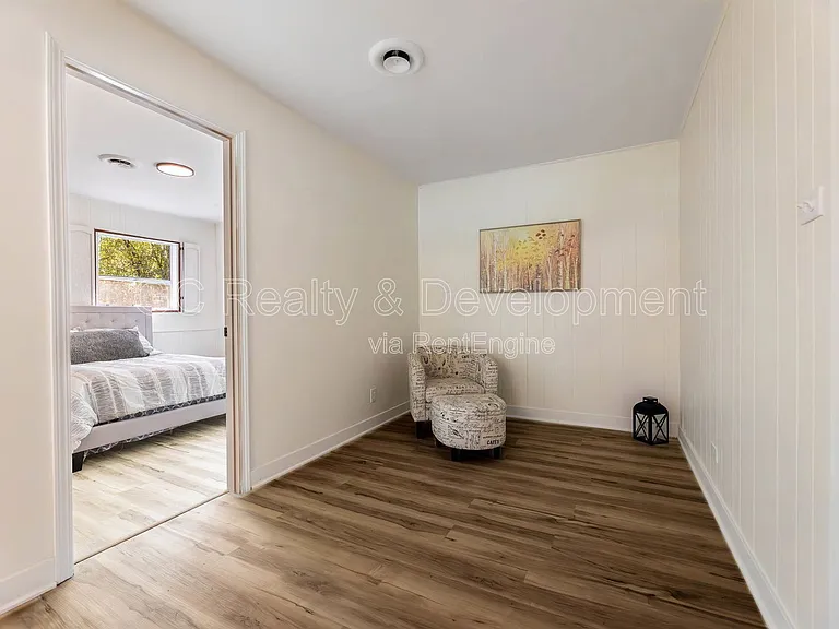 111 Nashua St — Photo 9