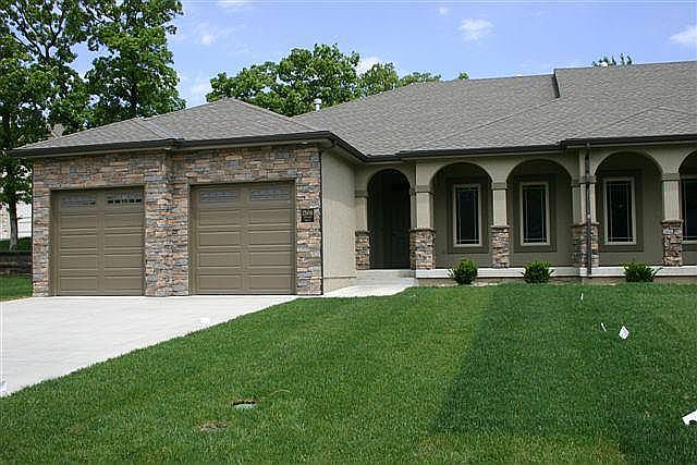 1st image of 2506 NW Ashurst Dr