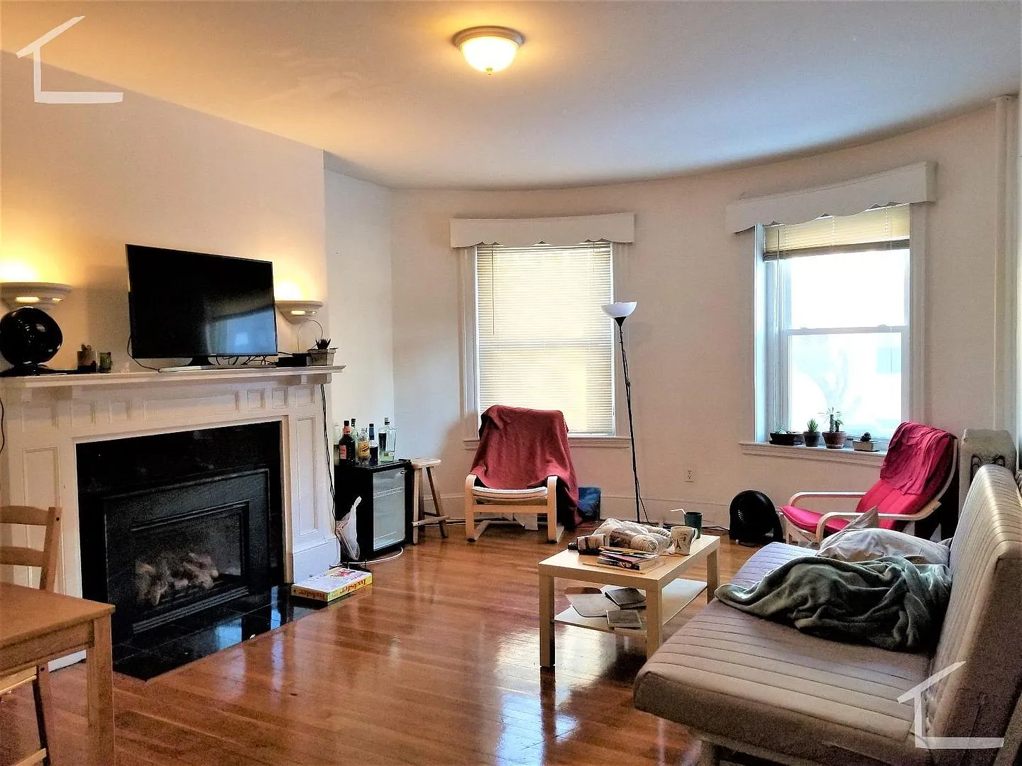 Renovated Apt in Packard's Corner! $500 Utility Rebate with Promo! H/HW Included — Photo 2