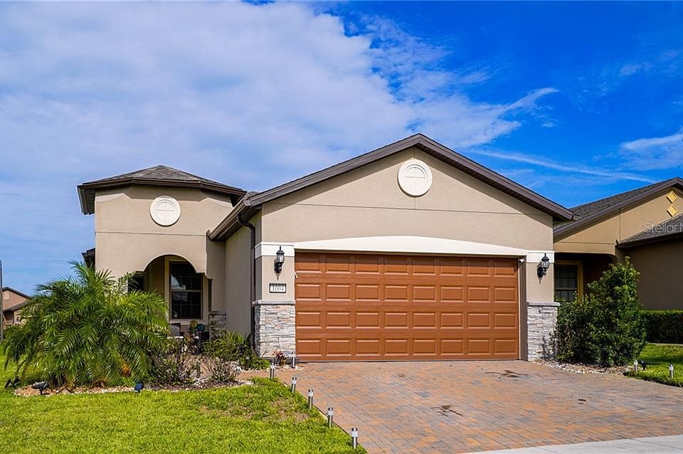 1st image of 1004 Salamanca Pl