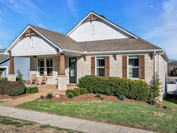 111 Ellersly Way, Kingston Springs, TN 37082