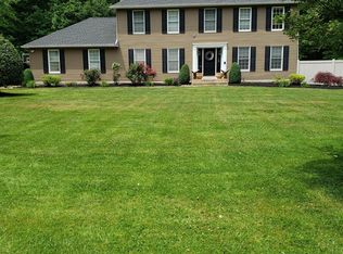 3689 Garnet Mine Rd, Garnet Valley, PA 19060